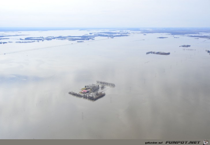 FLOOD PHOTOS - Red River Valley, Manitoba & northern...