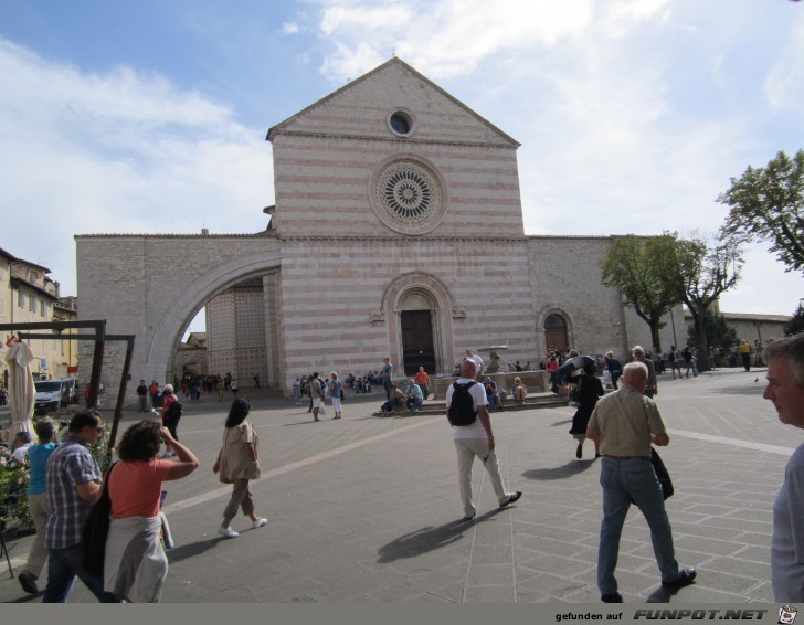0927-35 Assisi Basilika Santa Chiara 0927-35 Assisi Basilika Santa Chiara