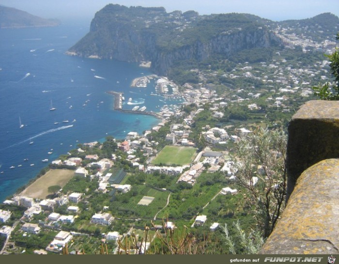 0709-18 Blick auf Marina Grande