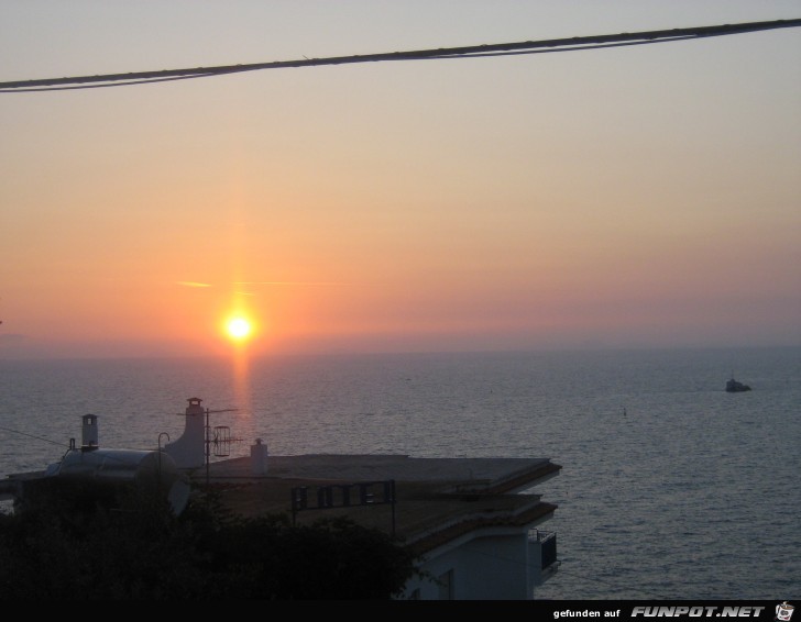 0709-41 rote Sonne versinkt bei Capri