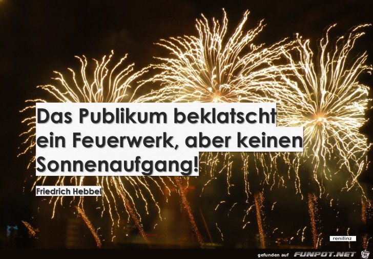 Das Publikum geklatscht ein Feuerwerk