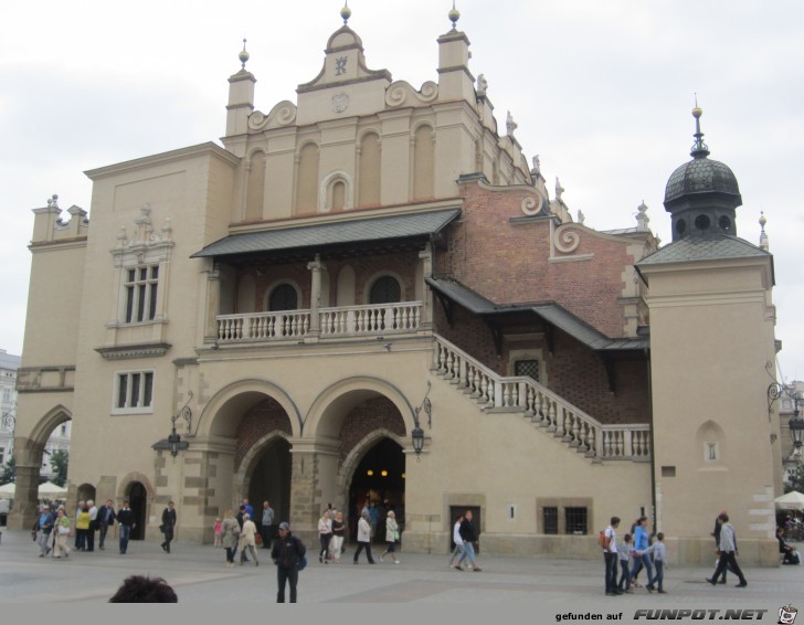 27-44 Krakau Markthalle