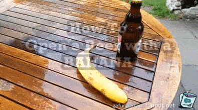 wie-man-ein-bier-mit-einer-banane-oeffnet