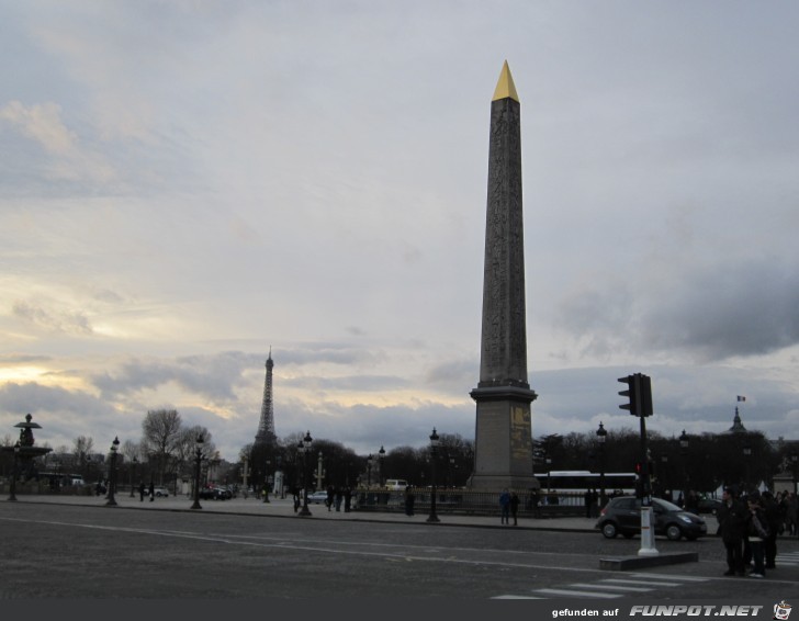 44 Obelisk 44 Obelisk