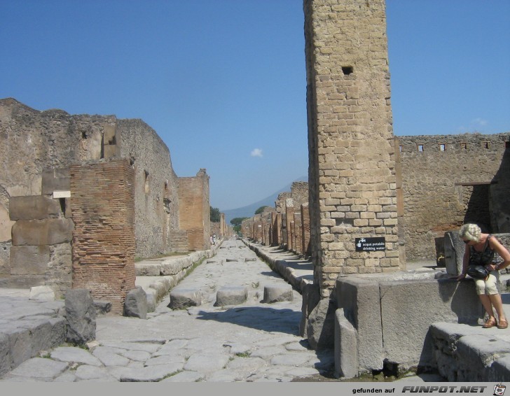 0708-19 Pompeji