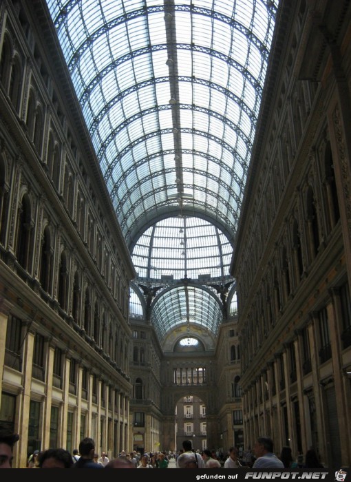 0706-05 Galleria Umberto