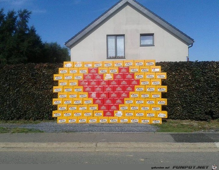 Liebeserklaerung mit Bierkaesten Liebeserklaerung mit Bierkaesten