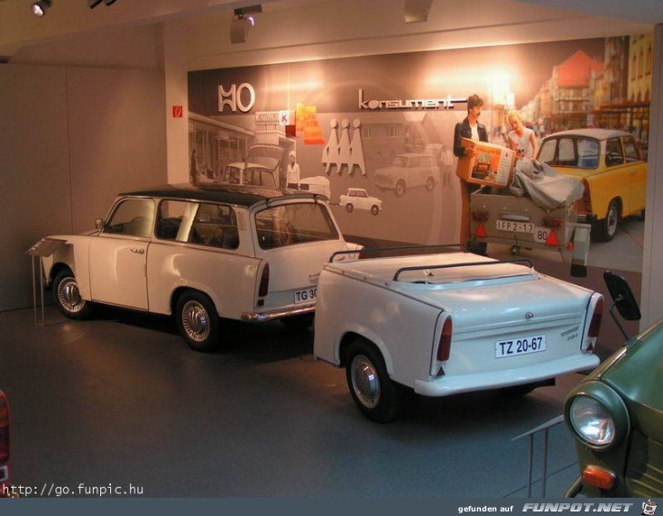 Trabant mit Anhnger