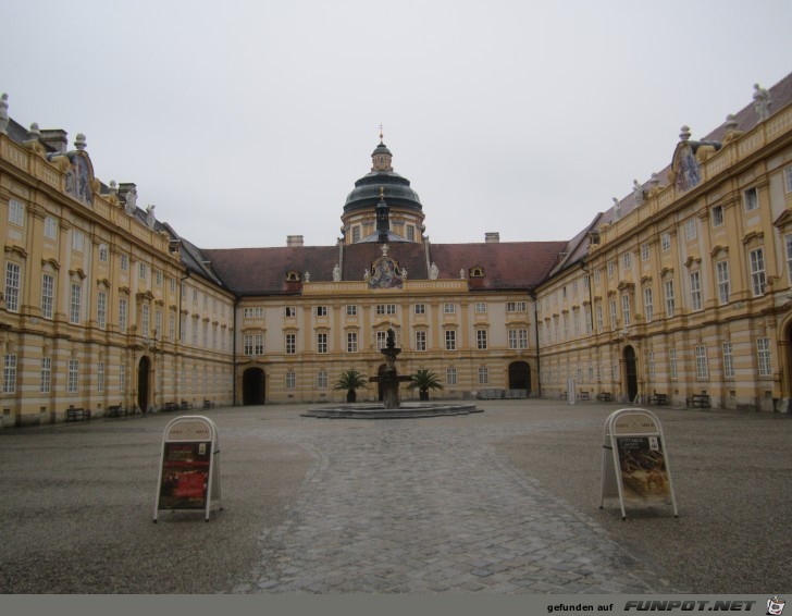 25-08 Stift Melk