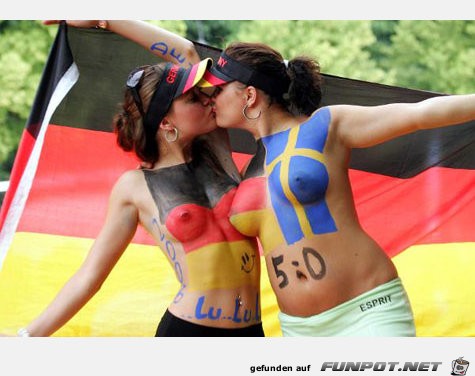 1109951470-sexy-kreativ-bodypainting-sport-events 9