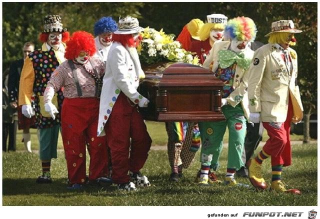 clownbegraebnis clownbegraebnis