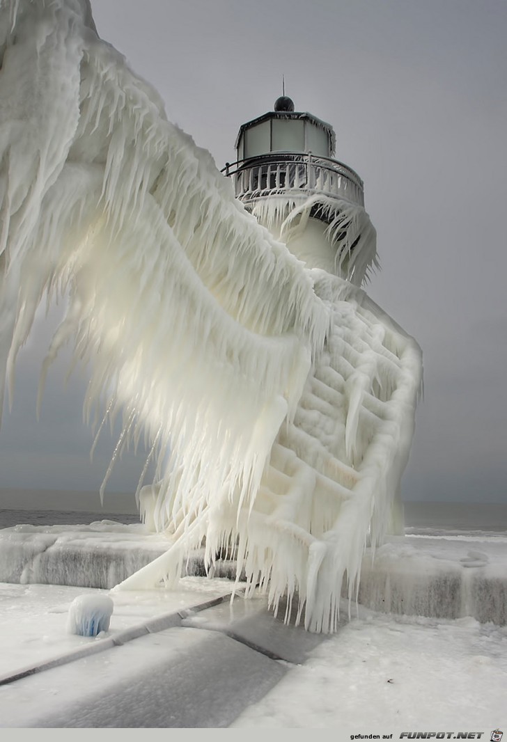 Gigantische Schnee- und Eis-Formationen 11 Gigantische Schnee- und Eis-Formationen 11