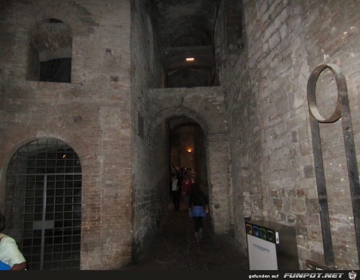 0927-02 unterhalb von Perugia 0927-02 unterhalb von Perugia