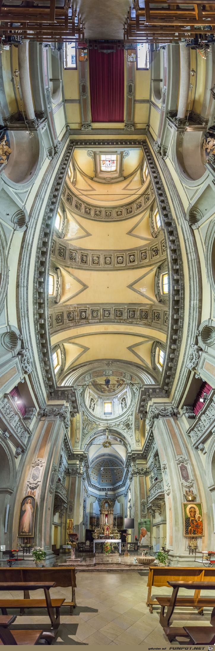 Ungewhnliche Panoramabilder aus Kirchen