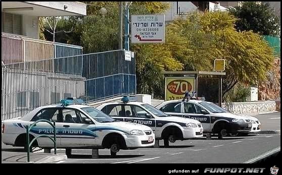 Police wurde bestohlen Police wurde bestohlen