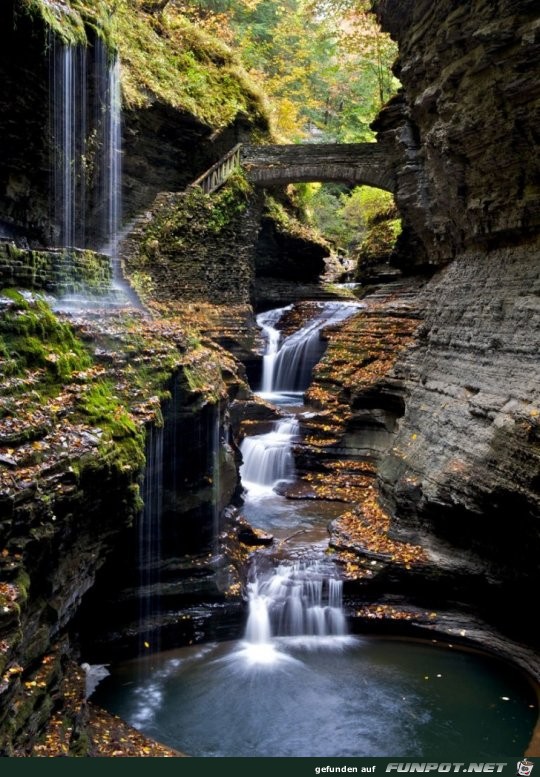 64 Die Schlucht in Watkins Glen