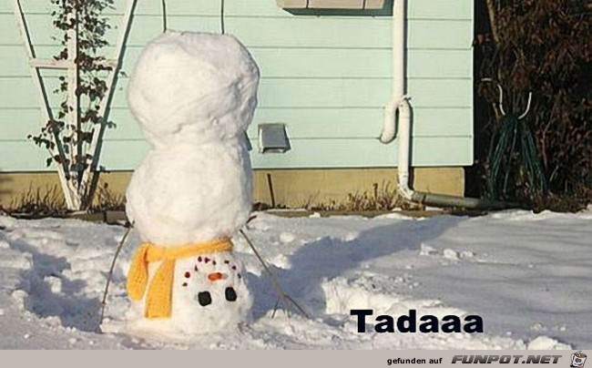 ein Schneemann steht Kopf