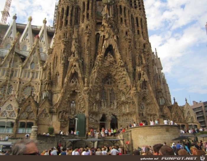 08-009 Sagrada Familia