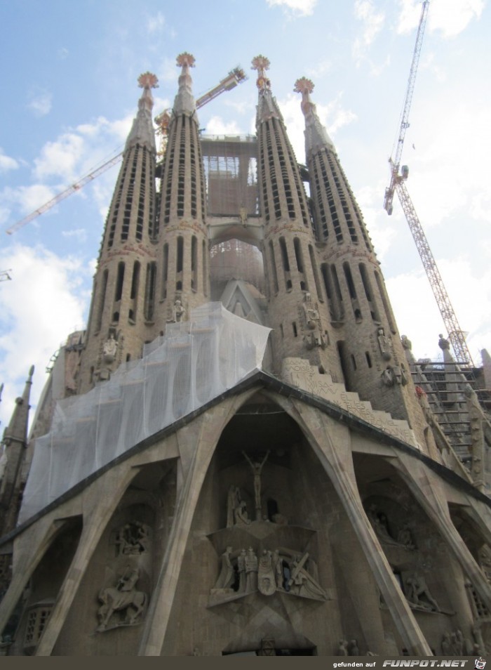 08-019 Sagrada Familia