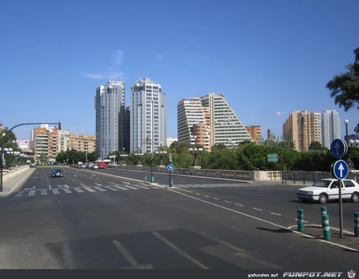 09-32 Valencia 09-32 Valencia