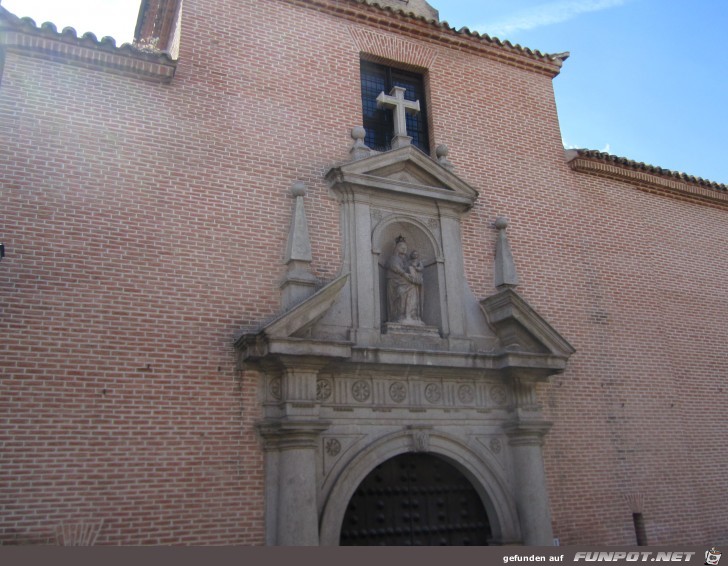 15-28 Toledo 15-28 Toledo