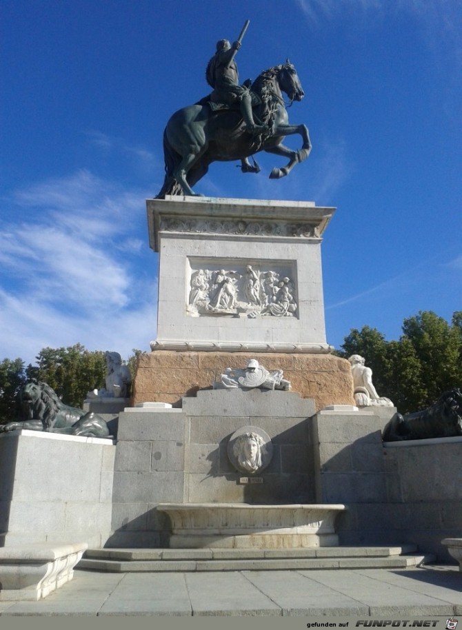 16-06 Denkmal 16-06 Denkmal