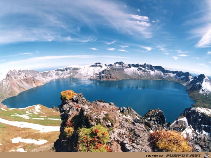 Herrliche Krater-Seen auf der ganzen Welt!