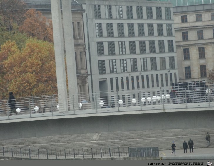 09-21W VideoBustour 09-21W VideoBustour