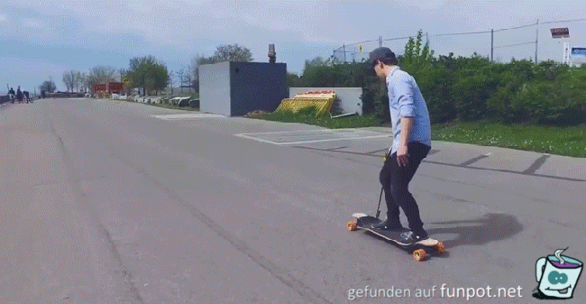 Skateboard mit Accuschrauber angetrieben
