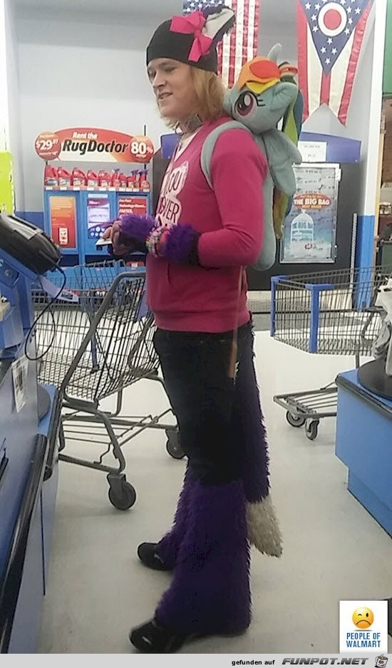 Even-Bronies-feel-out-of-place-in-Walmart well maybe-th