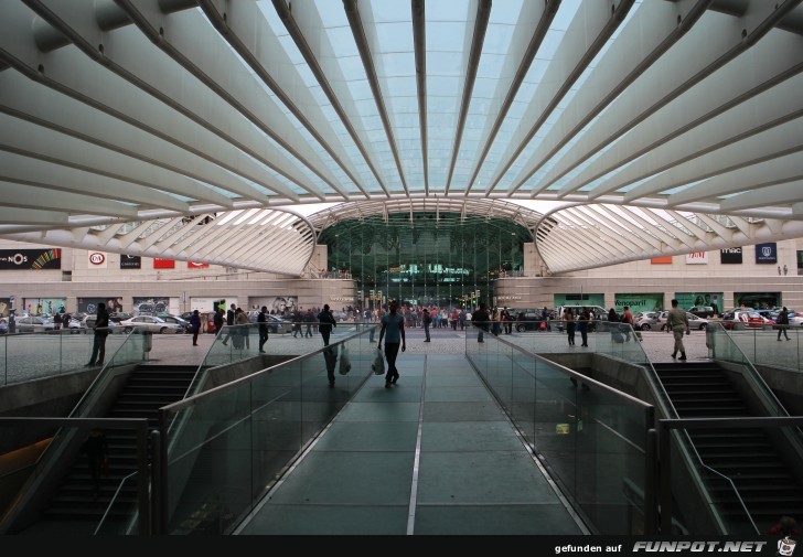 Der Ostbahnhof am Weltausstellungsgelnde in Lissabon