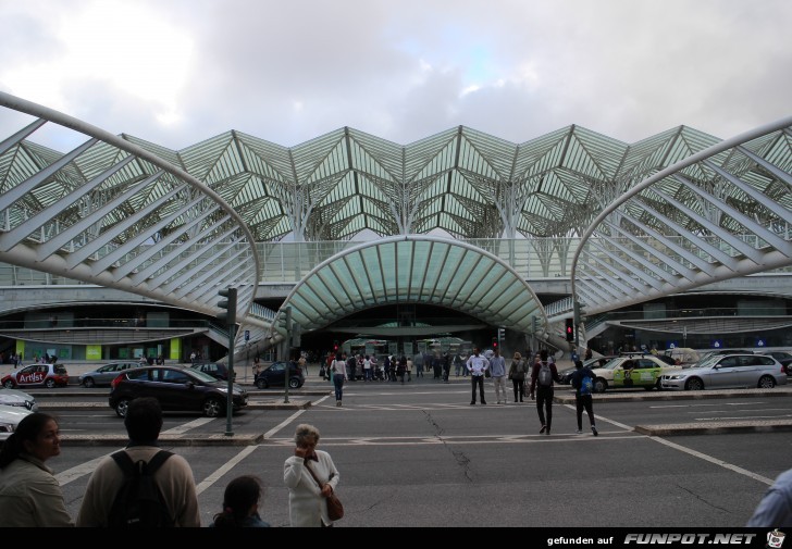 Der Ostbahnhof am Weltausstellungsgelnde in Lissabon