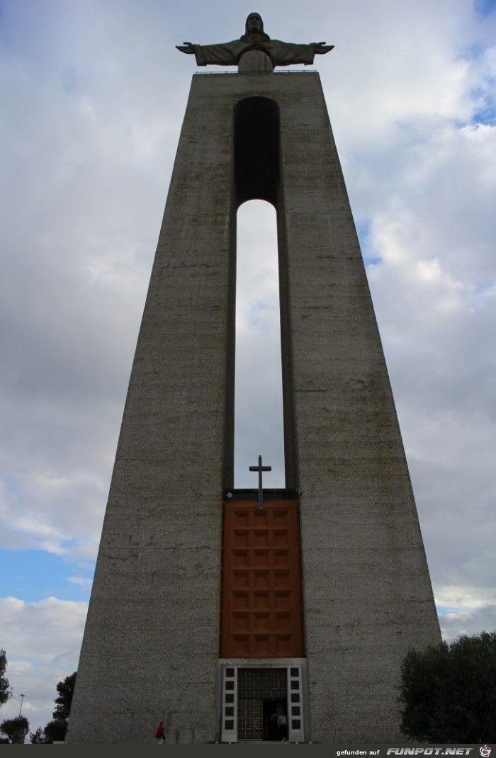 Cristo Rei gegenber von Lissabon