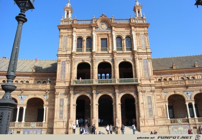 die Plaza de Espana in Sevilla