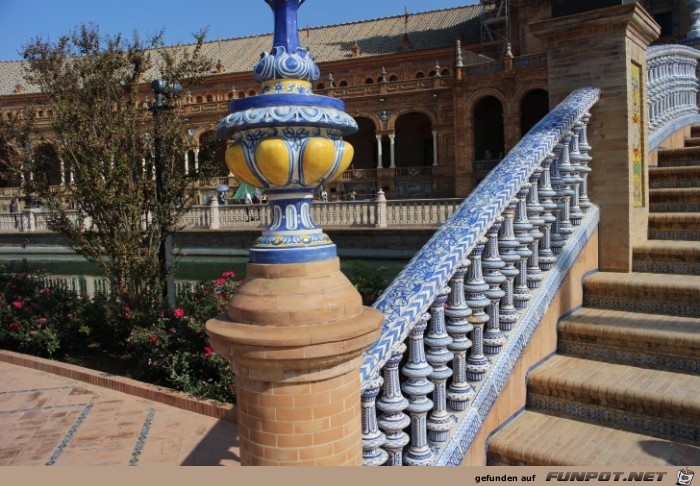 die Plaza de Espana in Sevilla