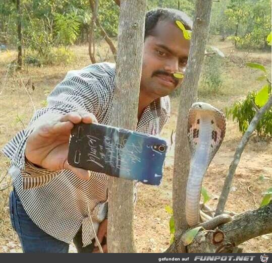 Selfie002 Selfie002