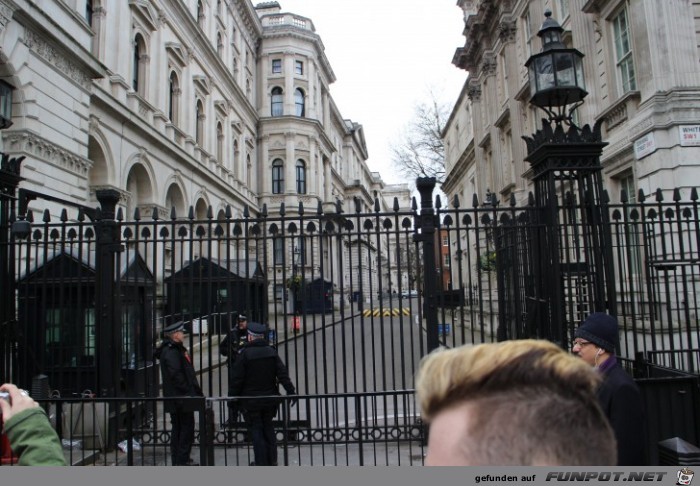 26-107 Downing Street