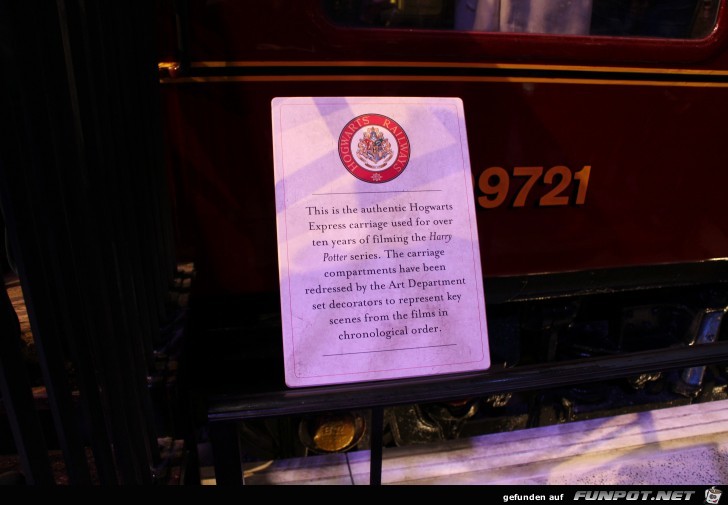 27-130 Hogwarts-Express