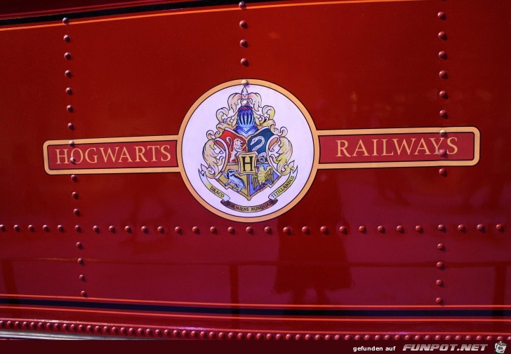 27-131 Hogwarts-Express