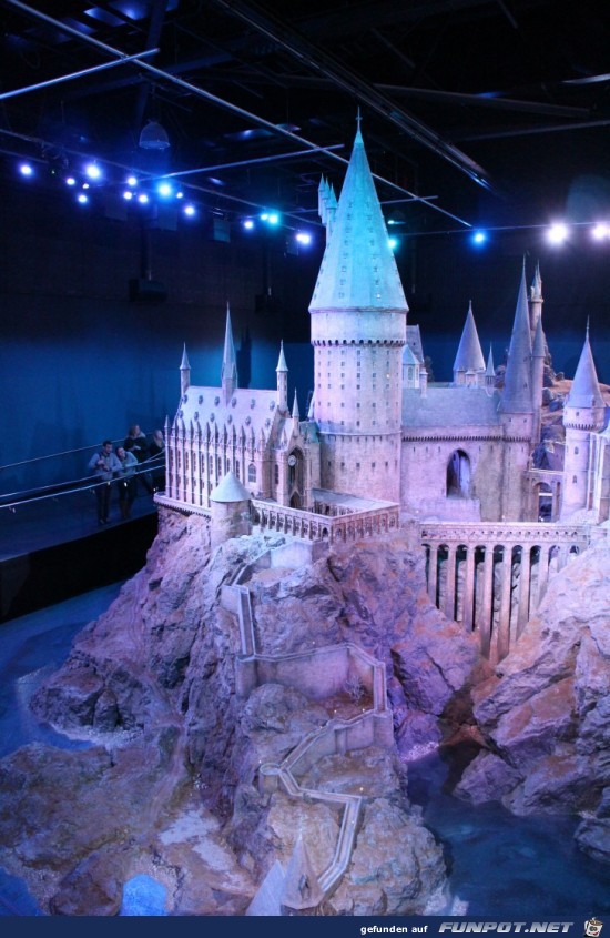 27-208 Hogwarts Modell 27-208 Hogwarts Modell