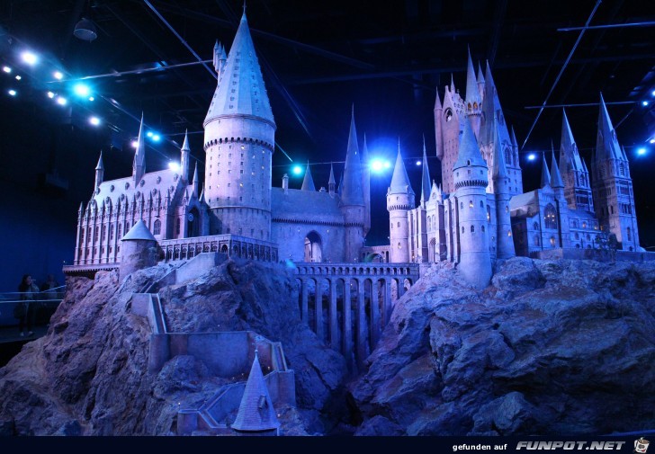 27-222 Hogwarts Modell 27-222 Hogwarts Modell
