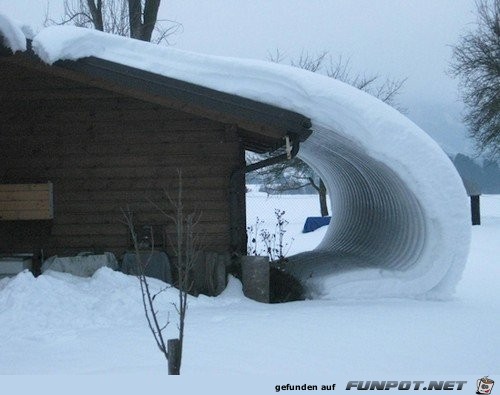snow-shape-building