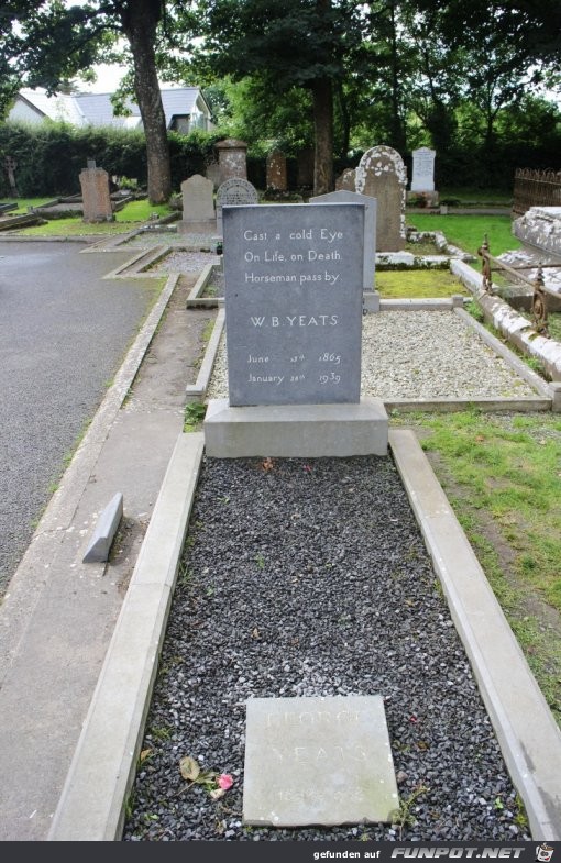Das Grab von William Butler Yeats in Sligo, Irland