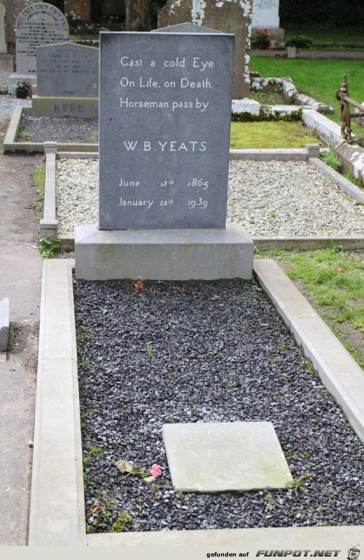 Das Grab von William Butler Yeats in Sligo, Irland