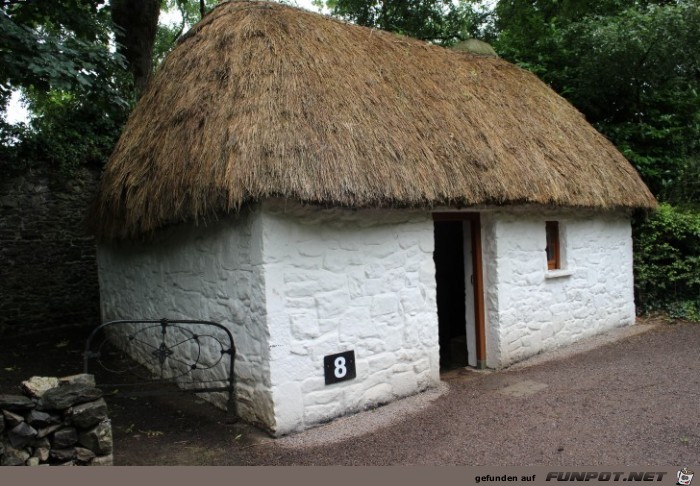 Bunratty Folk Park (Freilichtmuseum am Bunratty...