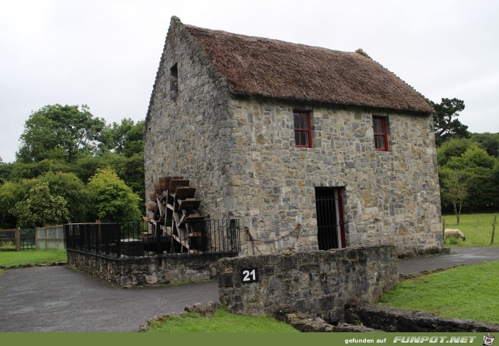 Bunratty Folk Park (Freilichtmuseum am Bunratty...