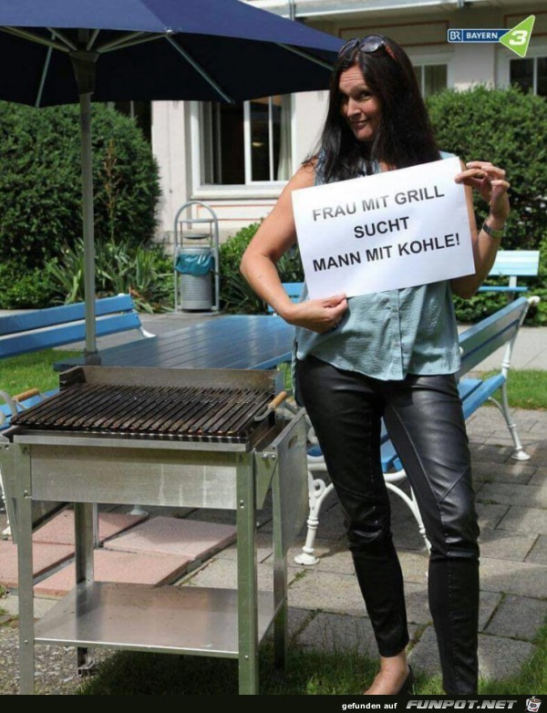 Frau mit Grill