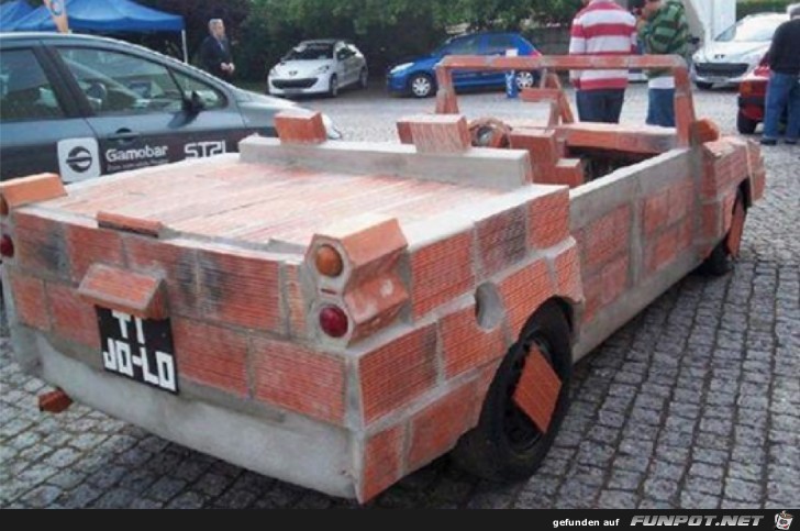 Das Versteinerte Auto Das Versteinerte Auto