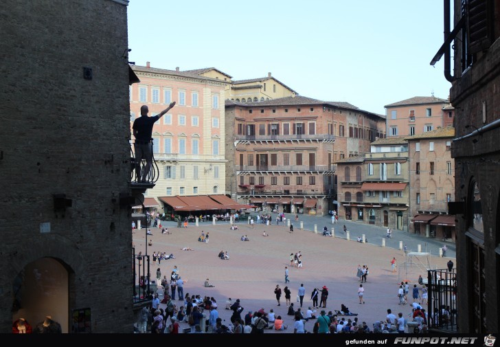 Die Piazza del Campo in Siena