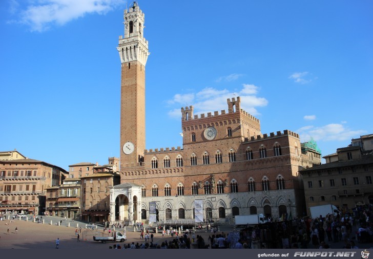 Die Piazza del Campo in Siena